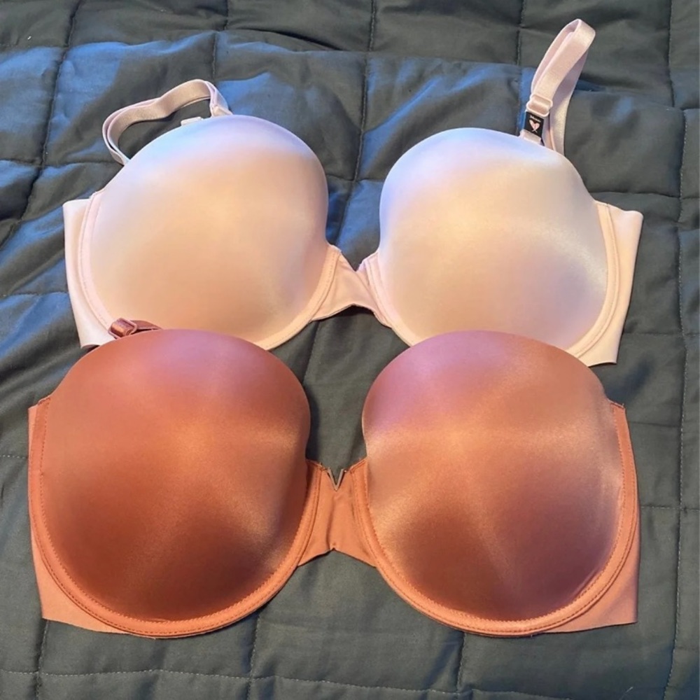 Victoria’s Secret lightly lined bras